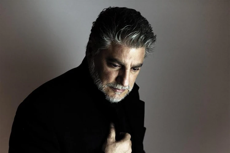 Хосе Кура тенор